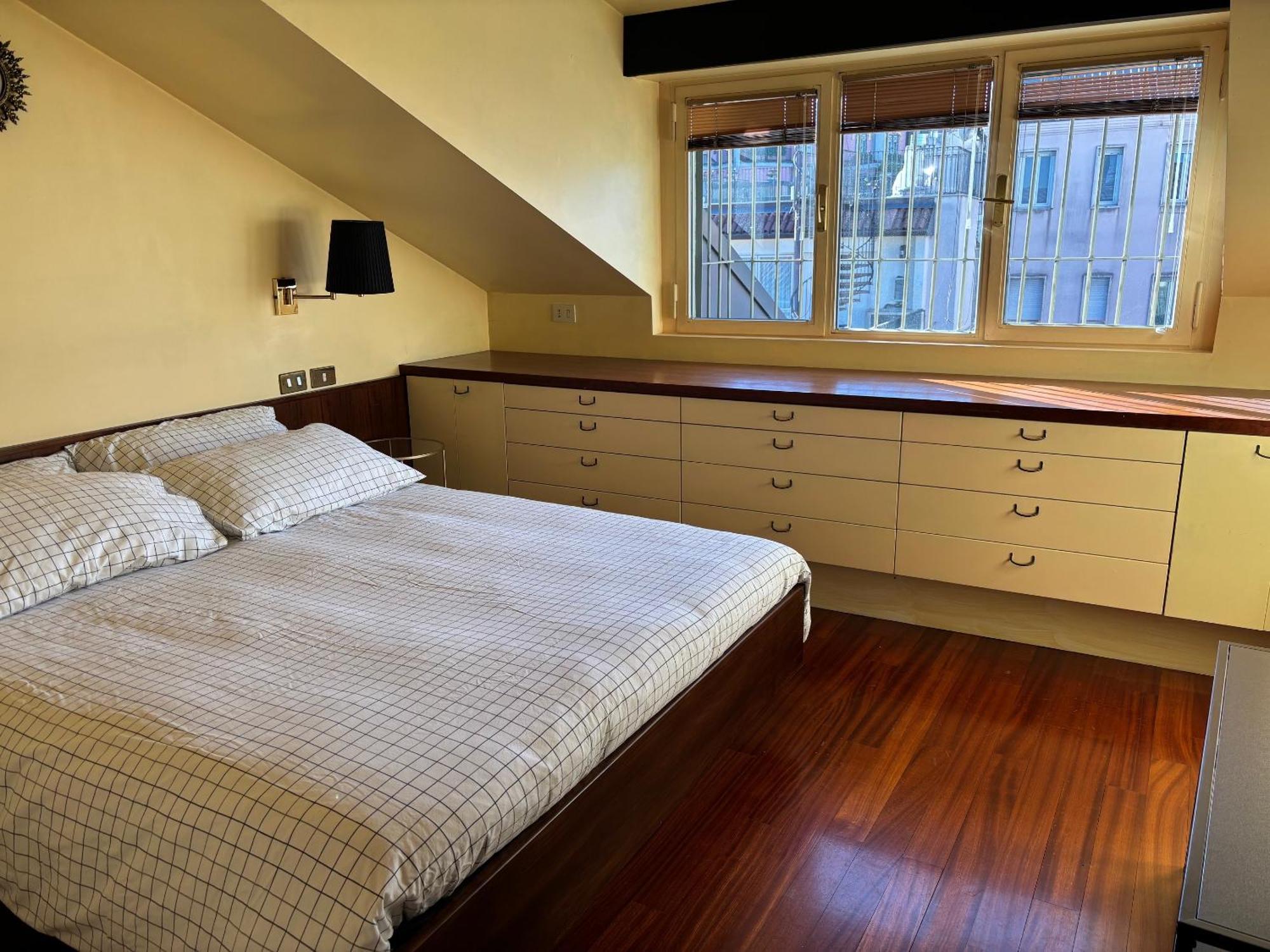 Penthouse In Fashion District Of Milan, Close To Montenapoleone, Duomo, Scala Apartamento Milán