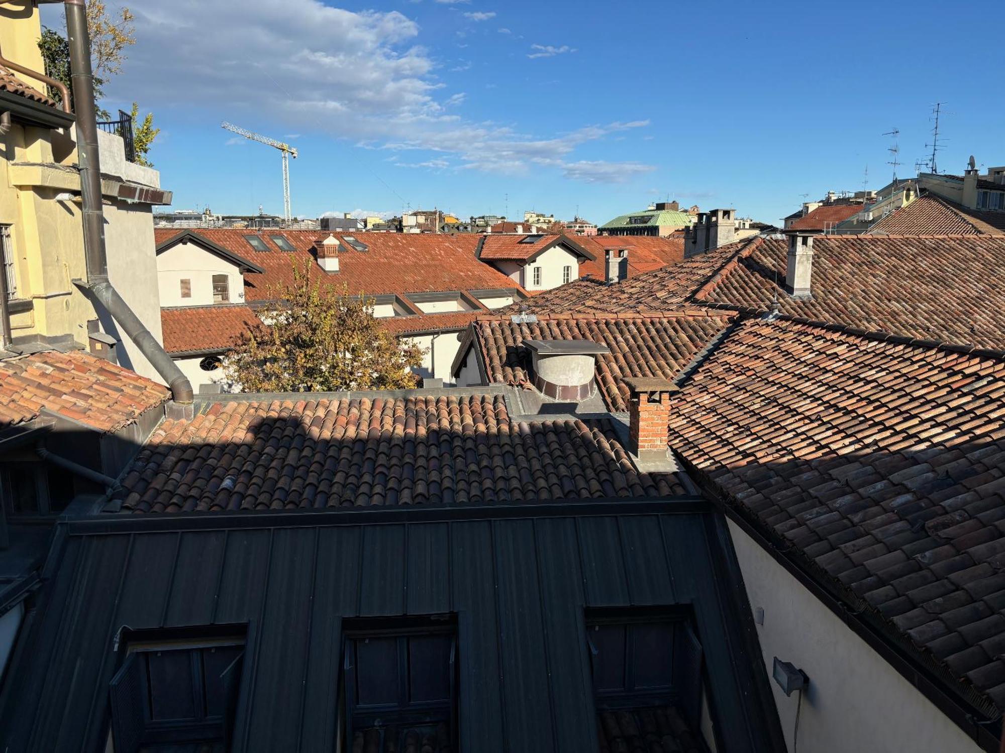 Penthouse In Fashion District Of Milan, Close To Montenapoleone, Duomo, Scala Milán