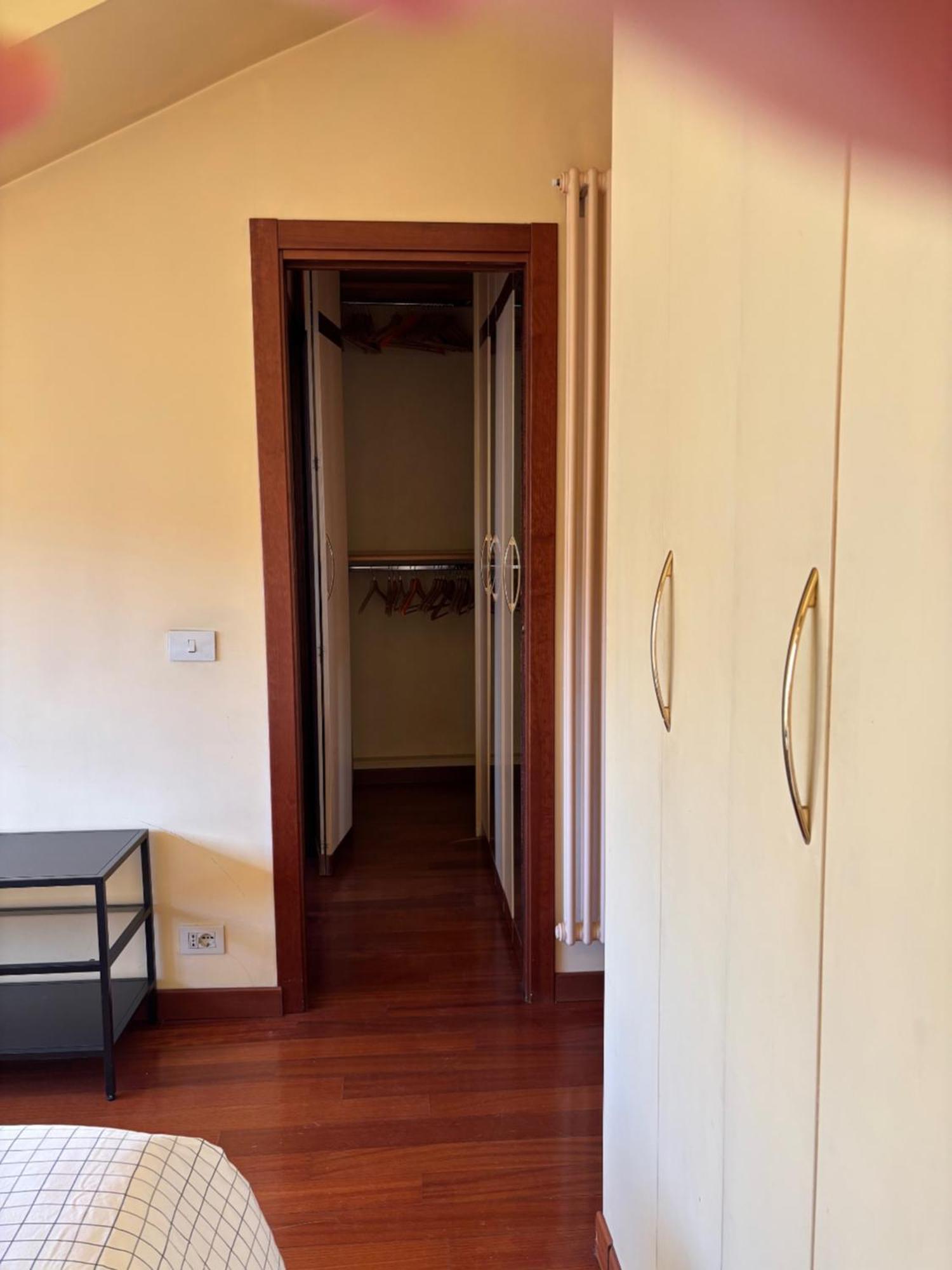 Penthouse In Fashion District Of Milan, Close To Montenapoleone, Duomo, Scala * Milán