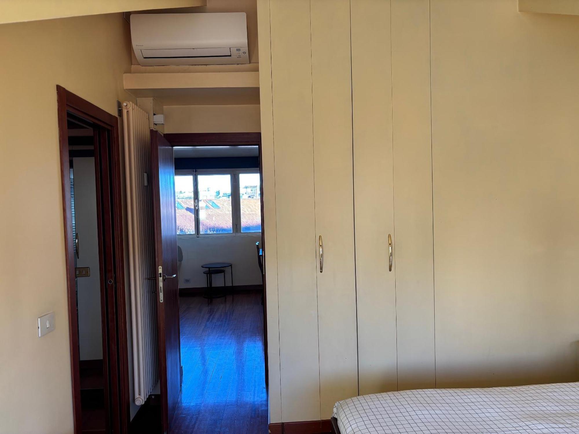 Penthouse In Fashion District Of Milan, Close To Montenapoleone, Duomo, Scala Milán