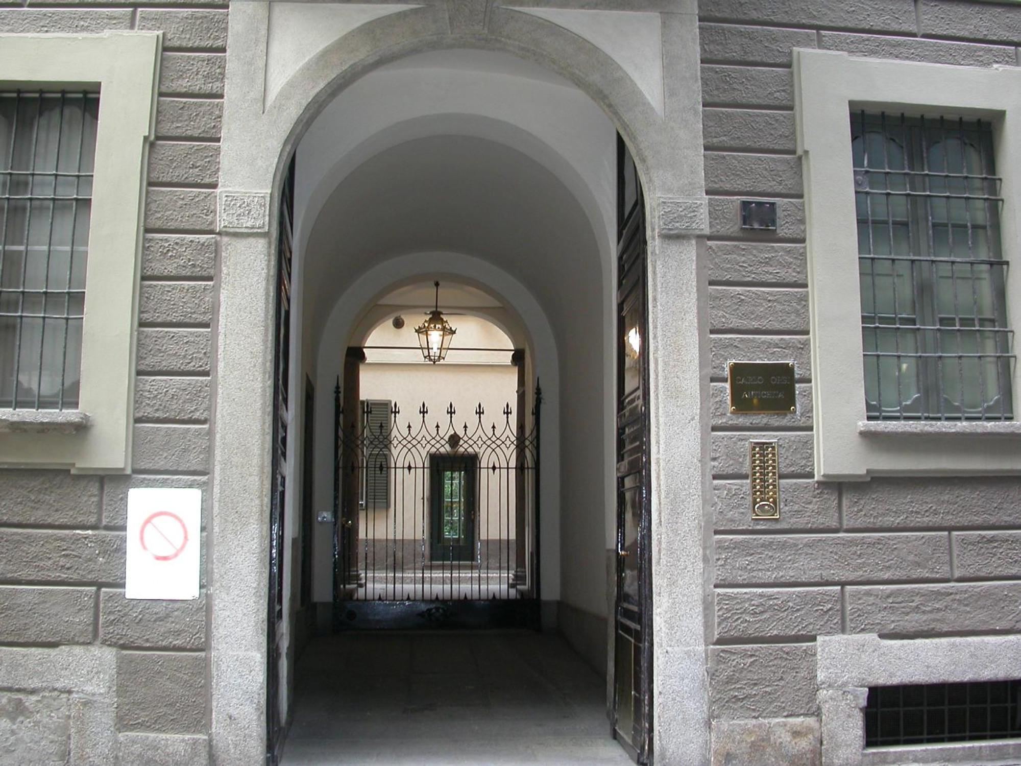Penthouse In Fashion District Of Milan, Close To Montenapoleone, Duomo, Scala Milán